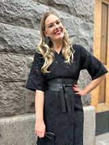 Sinisiipi korvakorut